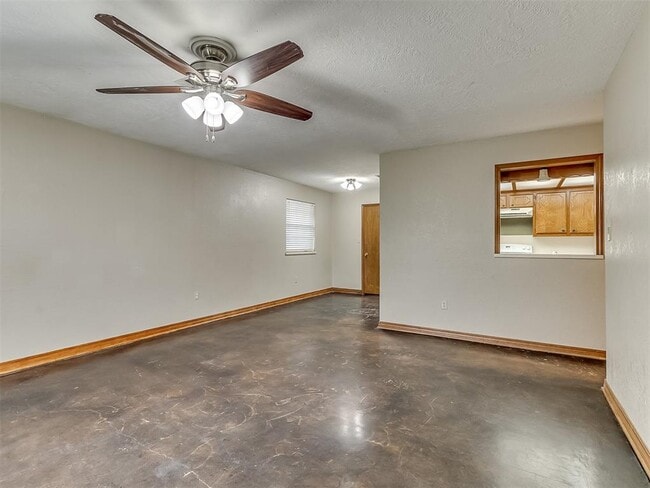 Building Photo - 1518 Boyd St