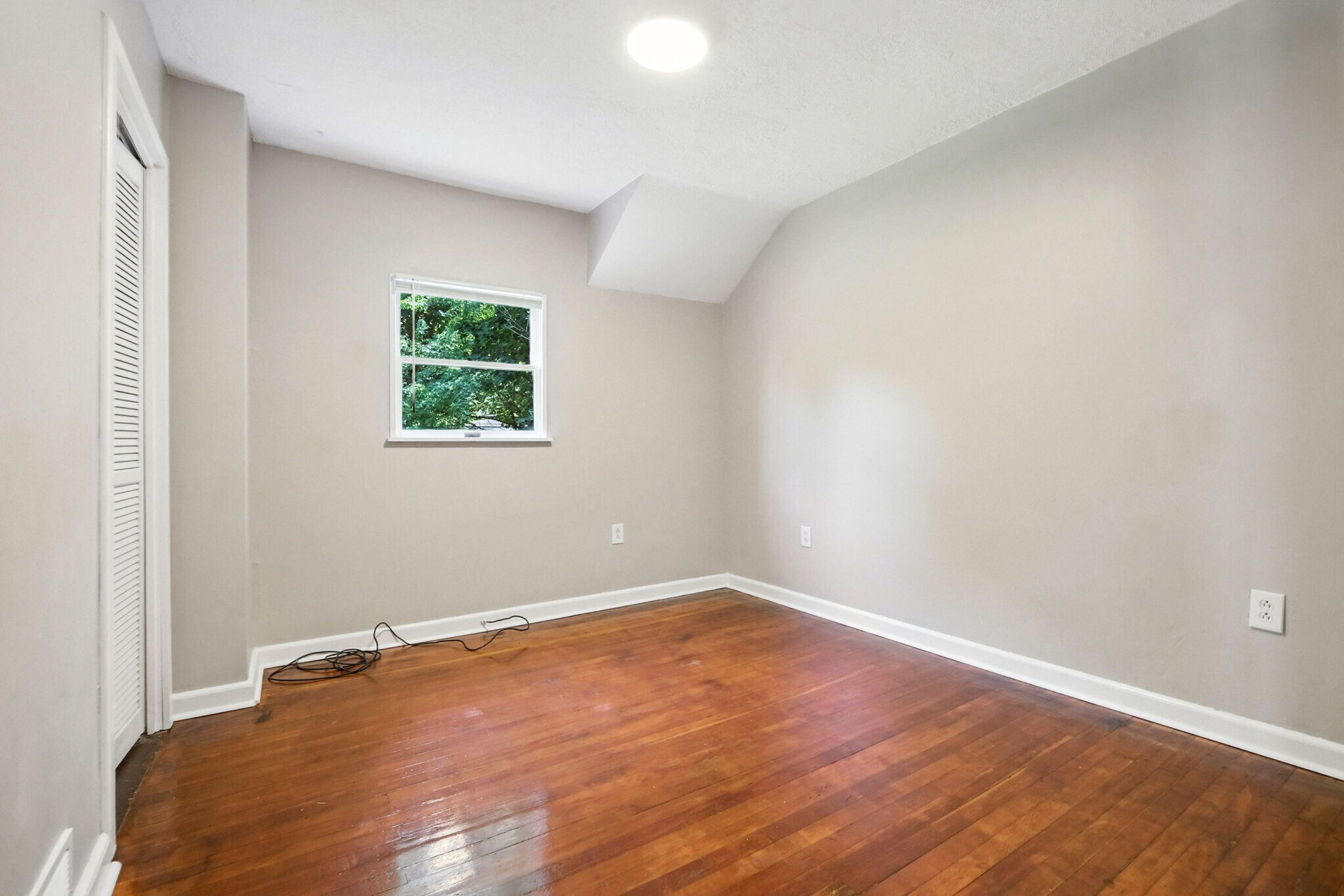 Building Photo - 1721 Boundary St