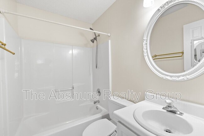 Building Photo - 4224 Lake Woodard Dr