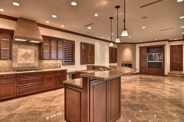 Building Photo - 222 Iris Ave