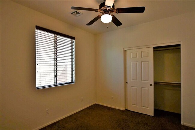 Building Photo - 4 Bed 2.5 Bath in Power Ranch! Hurry on this one, Corner lot!