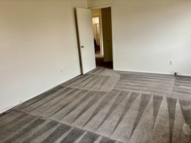 Building Photo - 11839 Garrison Dr