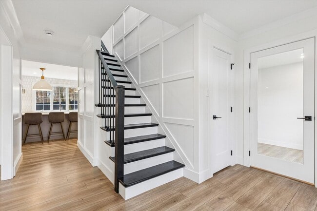 Building Photo - Stunning Renovated 5-Bedroom Exton Home – 6-Month Lease, Gourmet Kitchen & Walkout Basement