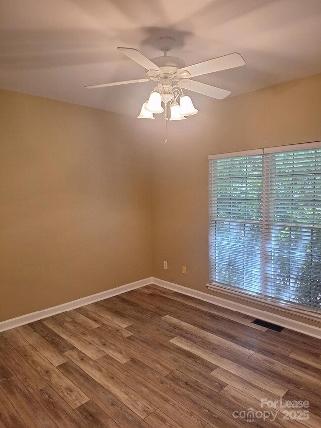Building Photo - 2505 Green Point Ct