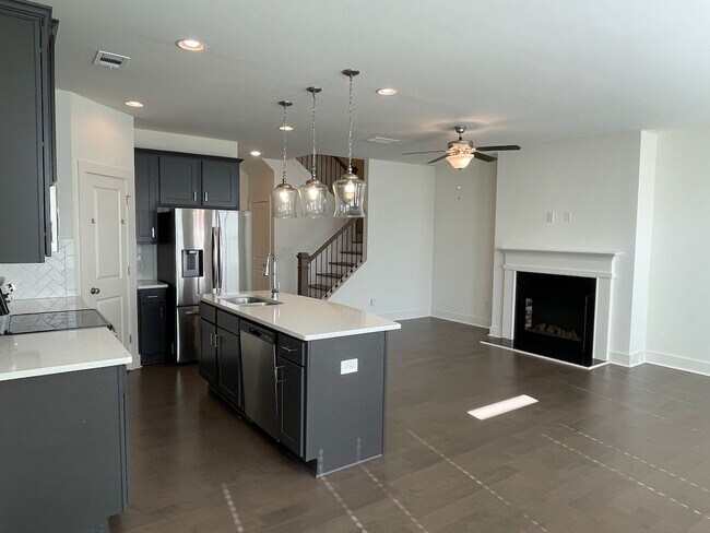 Building Photo - New Construction Townhouse in Townes of Auburn Subdivision