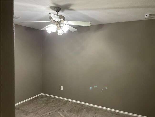 Building Photo - 14019 Concord Meadow Ln