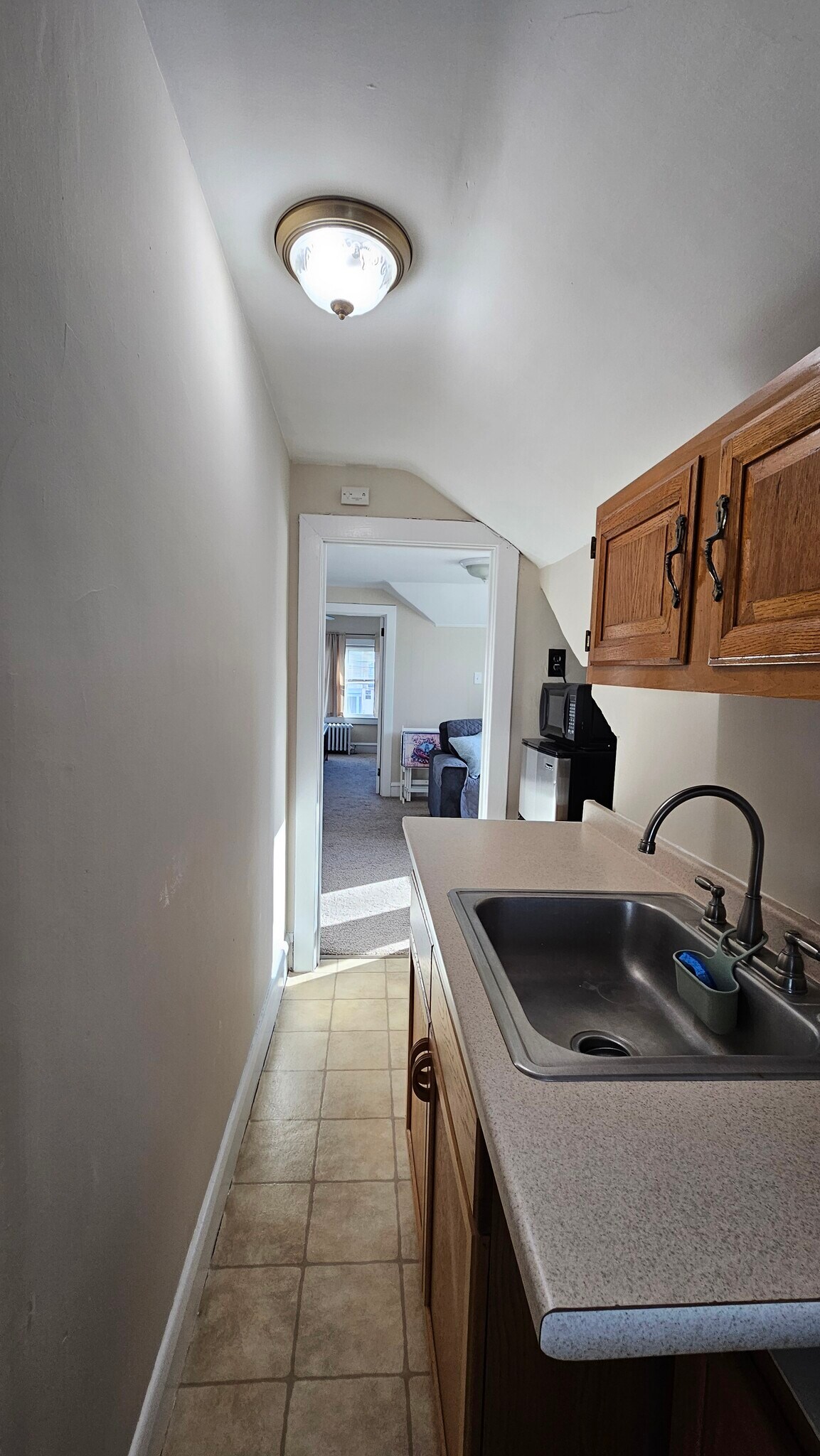 Kitchen - 112 E 25th Ave