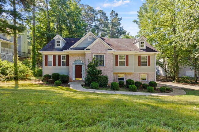 Building Photo - Spacious 3BR/3BA + 2 Bonus Rooms | $2,500/...