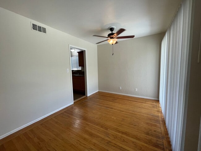 Building Photo - Single Story 3 Bedroom, 2 Bath Single Story Home with Huge Backyard!