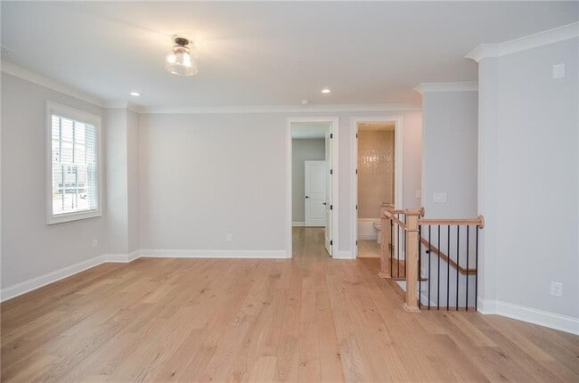 Building Photo - 3963 Enclave Wy