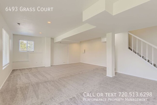 Building Photo - 6493 Grass Ct