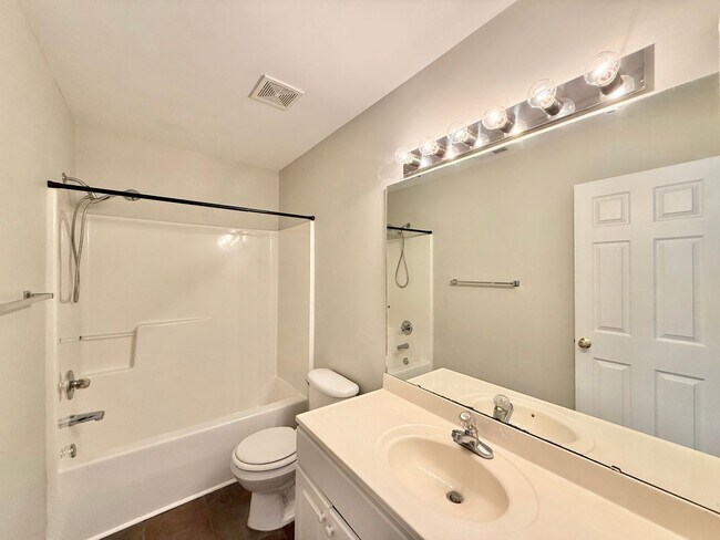 Building Photo - Newly Remodeled 3BD, 2.5BA Raleigh Home wi...