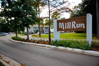 Building Photo - Mill Run 4026