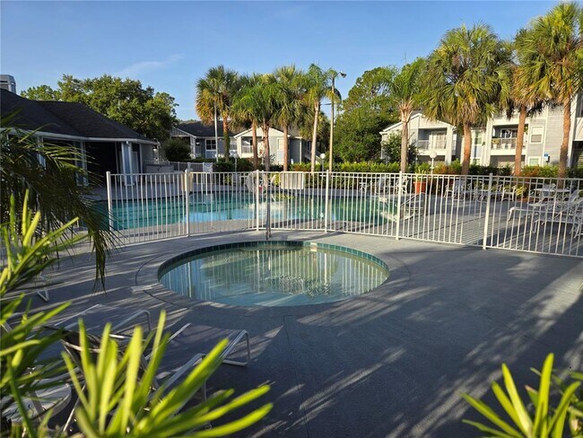 Building Photo - 2580 Grassy Point Dr