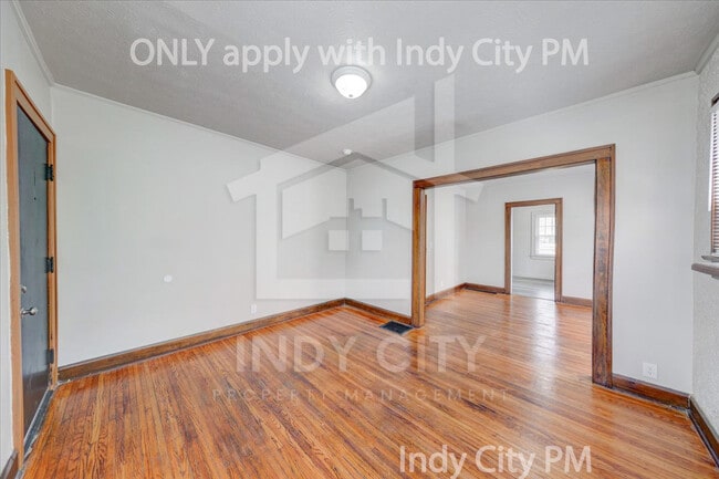 Building Photo - 953 N Linwood Ave