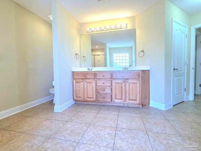 Building Photo - 6057 Paige Pointe Dr