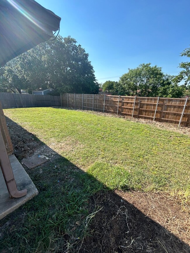 Building Photo - A hassle-free lifestyle