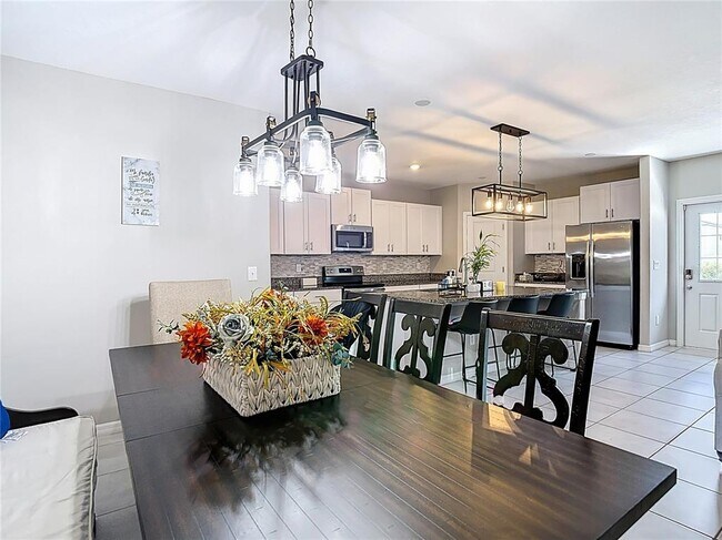 Building Photo - 403 Argyll Dr