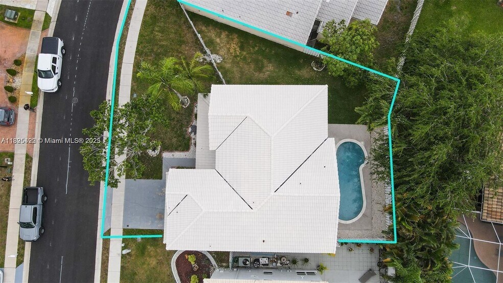 Building Photo - 1127 SW 104th Way