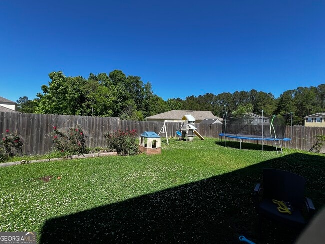 Building Photo - 307 Cedar Breeze Dr