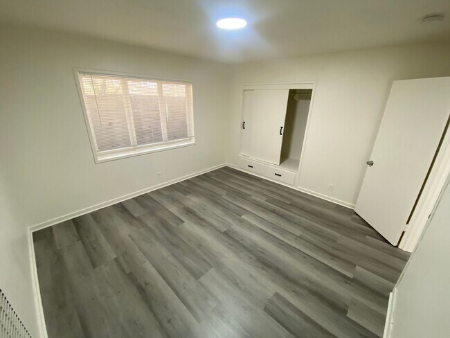 Building Photo - Brand New Spacious Oakland Hills home