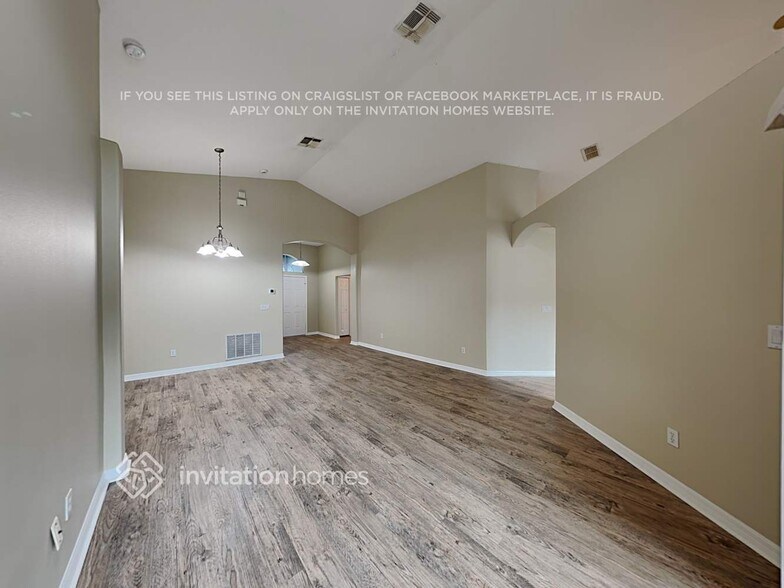 Building Photo - 2432 Cerberus Dr