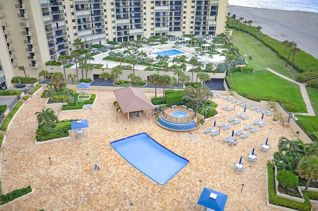 Building Photo - 100 Ocean Trail Way