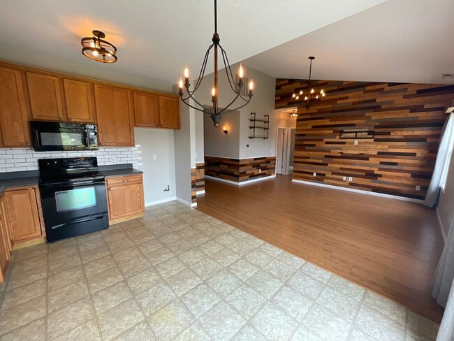 Building Photo - Home for rent by Capital Property Management
