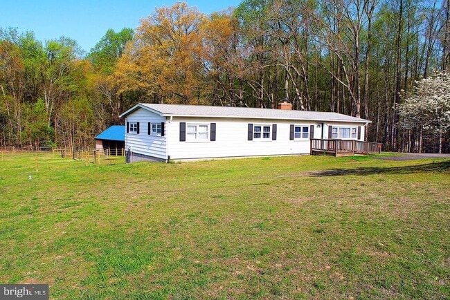 Building Photo - 3730 Hunting Creek Rd