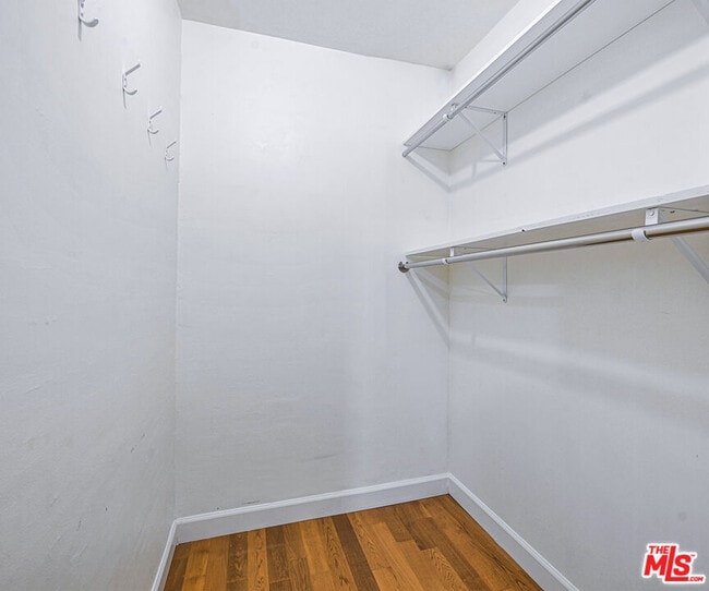 Building Photo - 1119 S Crescent Heights Blvd