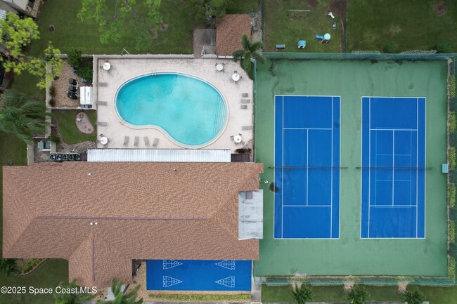 Building Photo - 9012 Scarsdale Ct