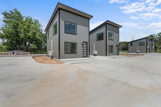 Building Photo - 802 Old Wise Rd