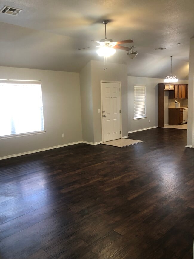 Building Photo - 509 Cherokee Gate Dr