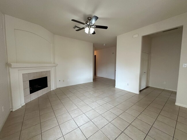 Building Photo - Great Opportunity in Cypress!