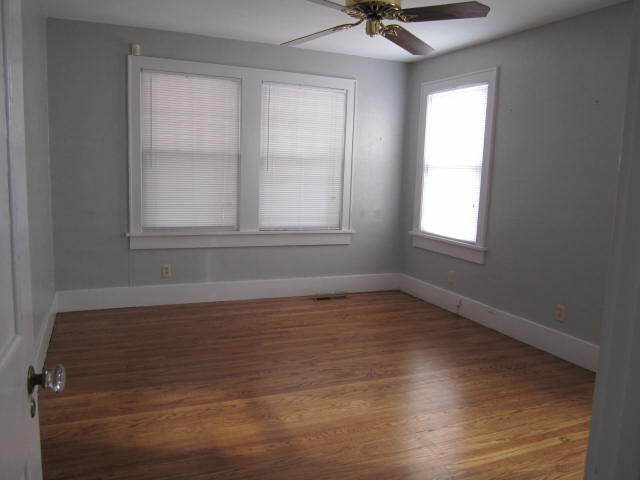 Building Photo - 2813 N Robinson Ave