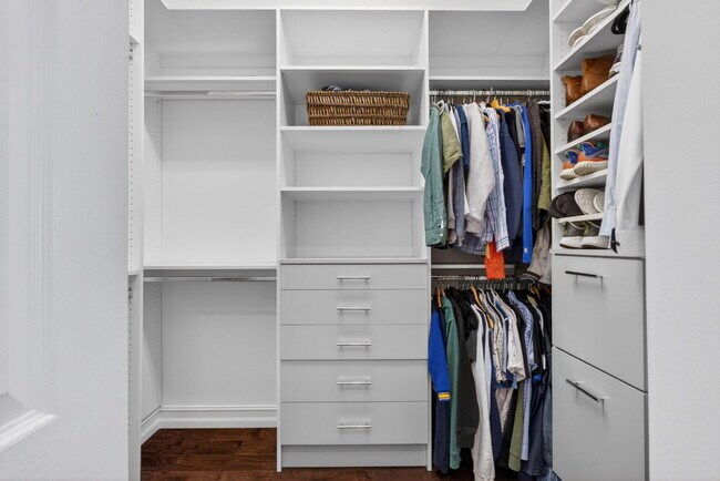 Building Photo - 13820 Imperial Topaz Trl