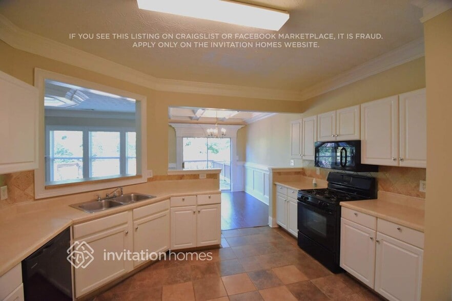 Building Photo - 596 Pond Lillies Rd SE