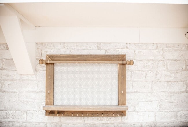 Building Photo - 1449 Jill Dr