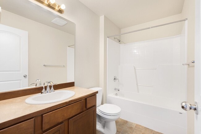Building Photo - Bothell 3 Bedroom House with Office Nook 2...