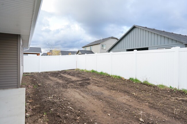 Building Photo - Brand New 4 Bedroom Home in Rathdrum