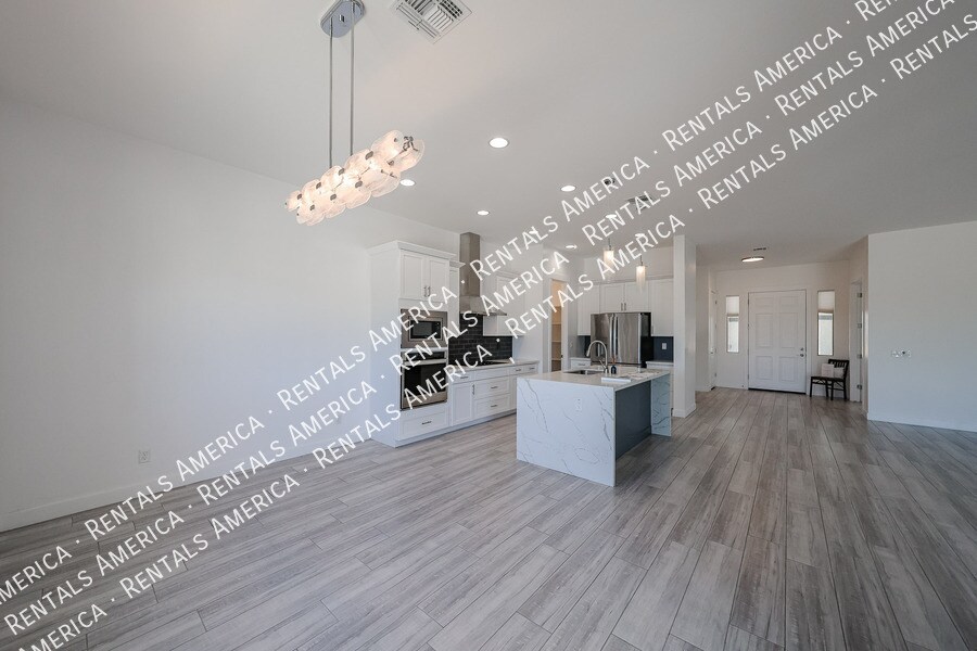 Building Photo - 31219 N 136th Wy
