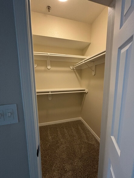 Building Photo - 250 S Stagecoach Trail