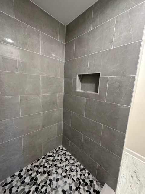 Master Bathroom- Tiled shower - 212 Scotchpine Dr