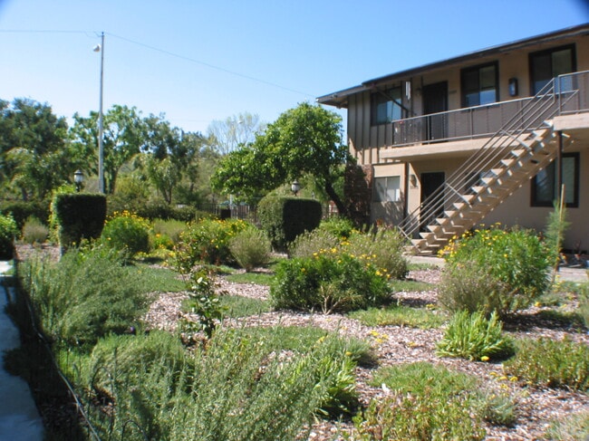 Building Photo - 3569 N E St