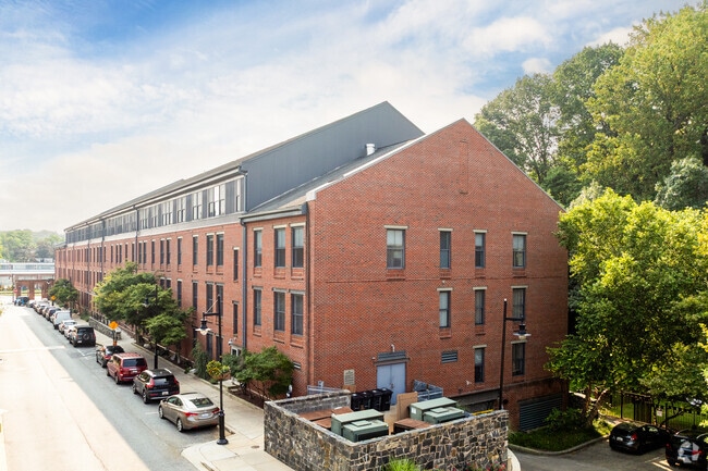 Building Photo - Millrace Condominiums