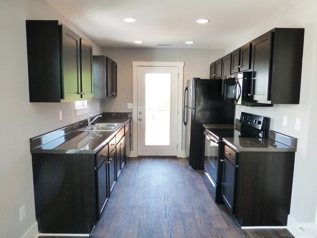 Kitchen - Rose Monte Nouveau