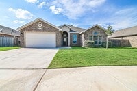 Building Photo - 2323 Vista Ridge Rd