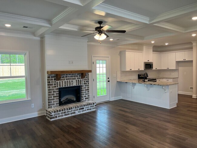 Building Photo - *** COMING SOON! *** Exquisite Rental Home Features 4 Beds, 2.5 Baths in John's Landing!