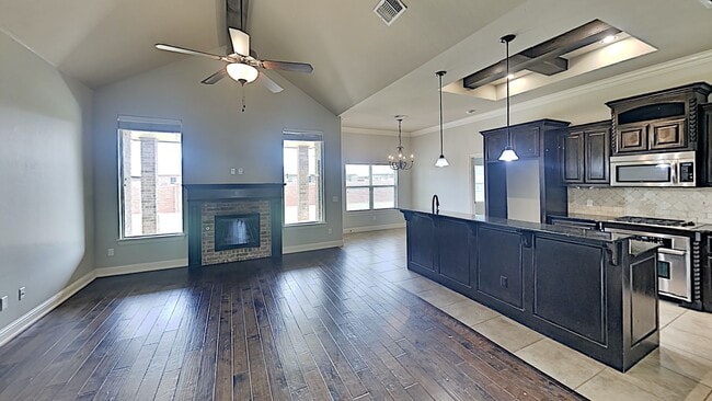 Building Photo - LUXURY 4 Bedroom 2.5 Bathroom Home in Lone Oak Lakes Deer Creek Schools- Gated Community