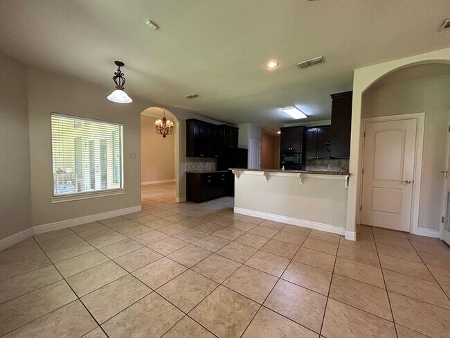 Building Photo - 3335 Hagen Lp